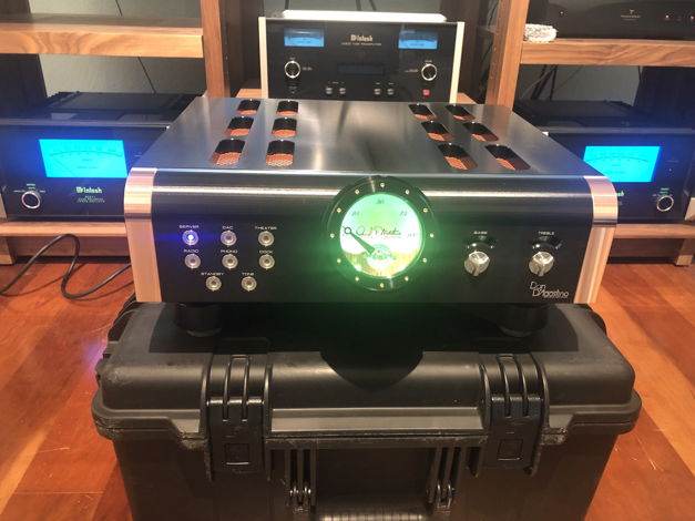 Dan D'Agostino HD Momentum Preamplifier - Black - Preowned