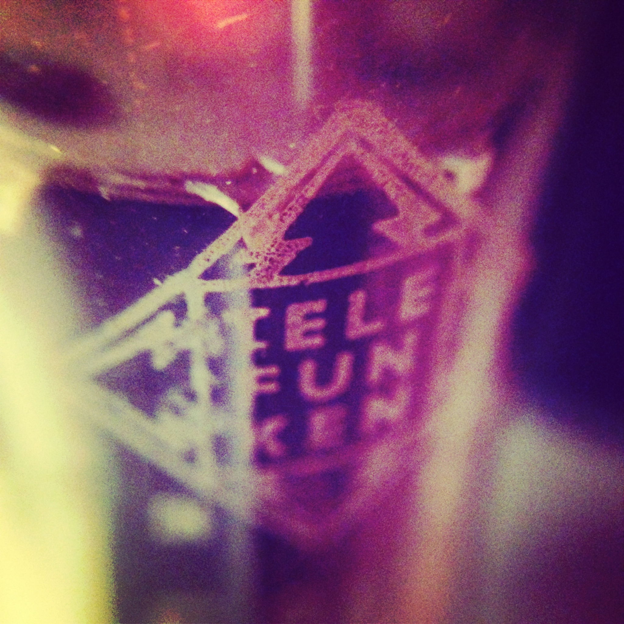 Telefunken power tube close up (E84L)