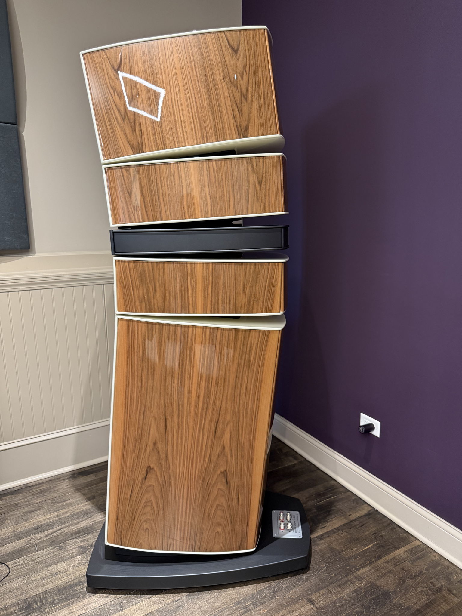 Focal - Grande Utopia EM EVO (Pair) - Natural Walnut Fi... 11