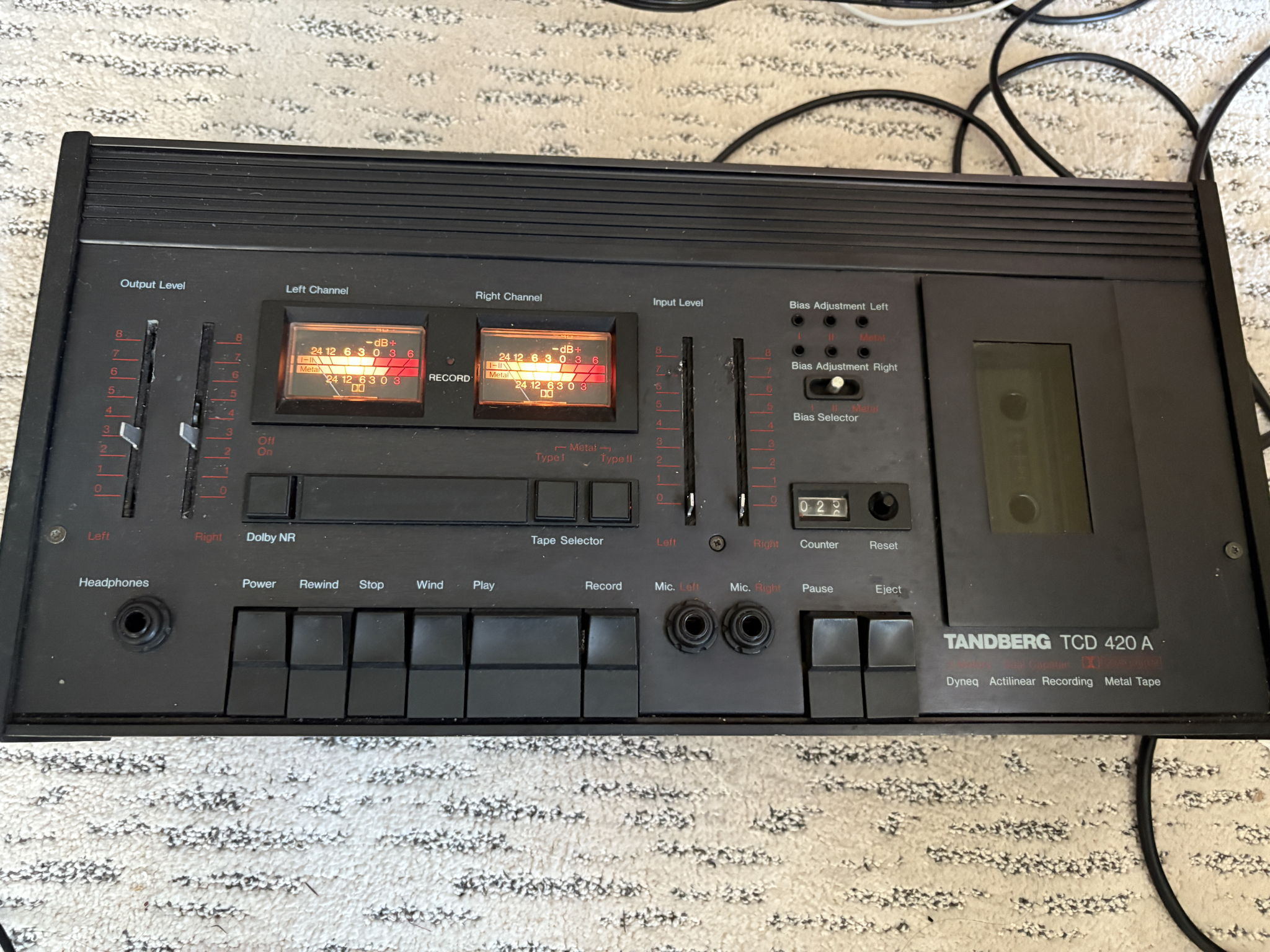 Vintage Tandberg TCD-420A Cassette Desk Player Recorder 4