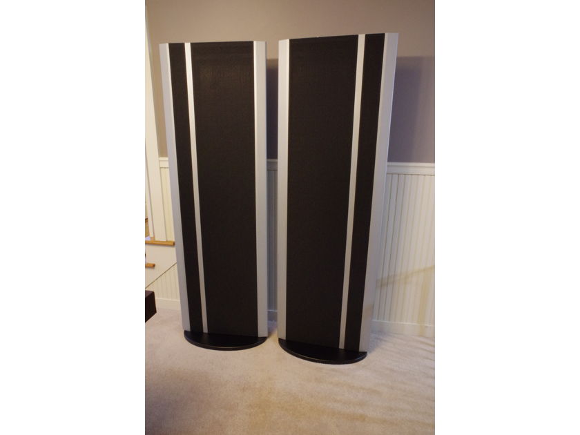 MAGNEPAN MG 3.7i Speakers Magneplanar Black / Silver Floor Standing Excellent