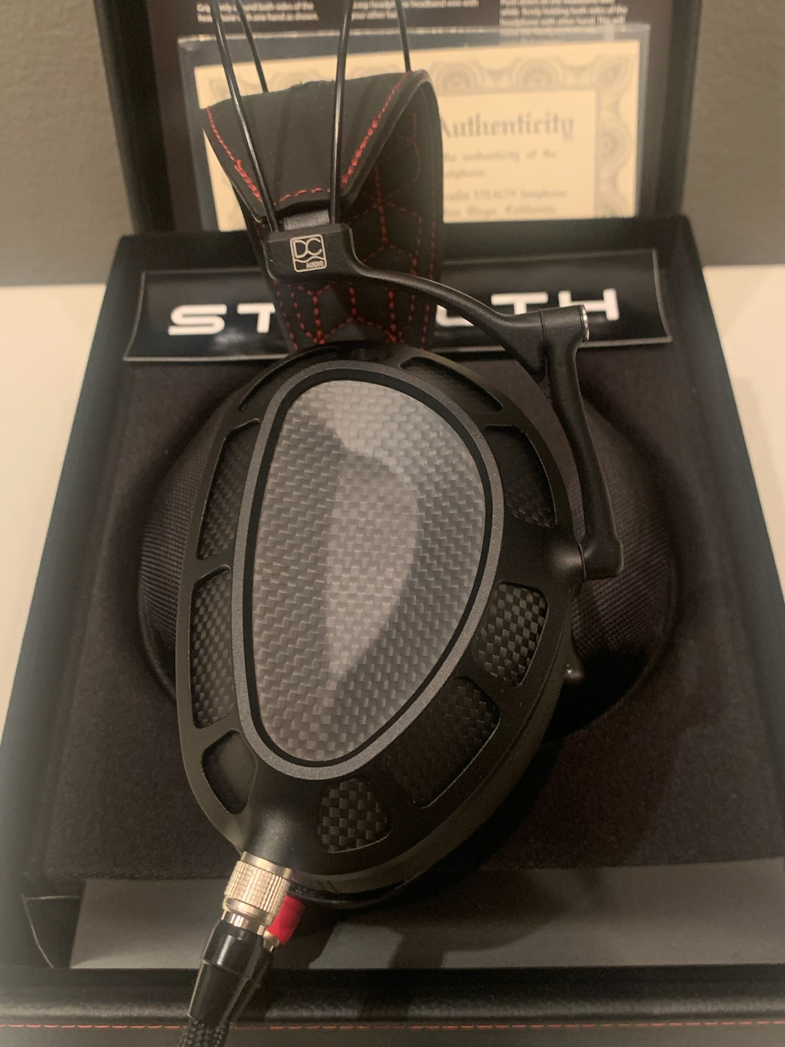 DAN CLARK AUDIO STEALTH HEADPHONES! 4