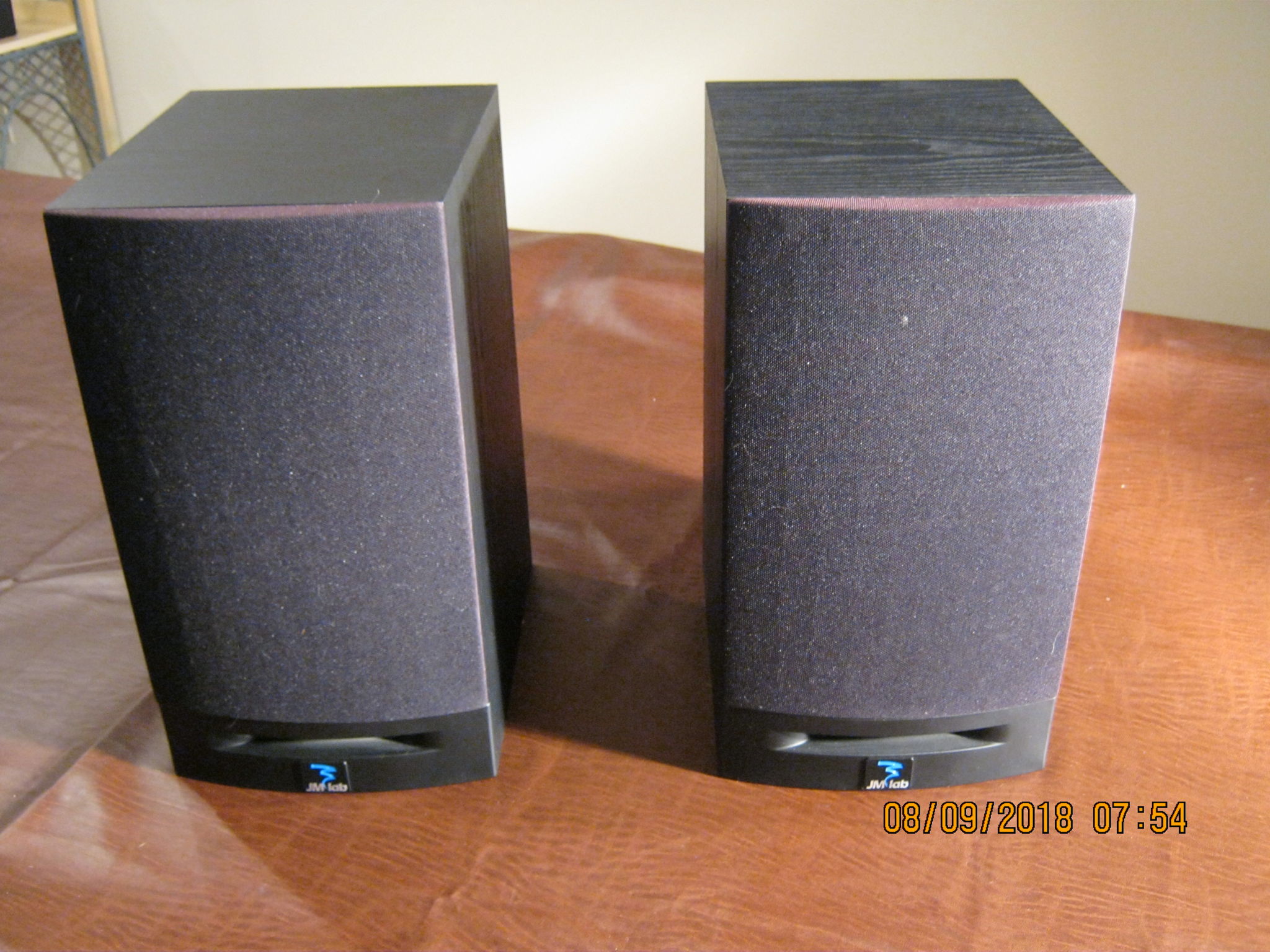 希少Focal フォーカルJM Lab TANTAL CC5 センタースピーカー 希少Focal フォーカルJM Lab TANTAL CC5 センタースピーカー