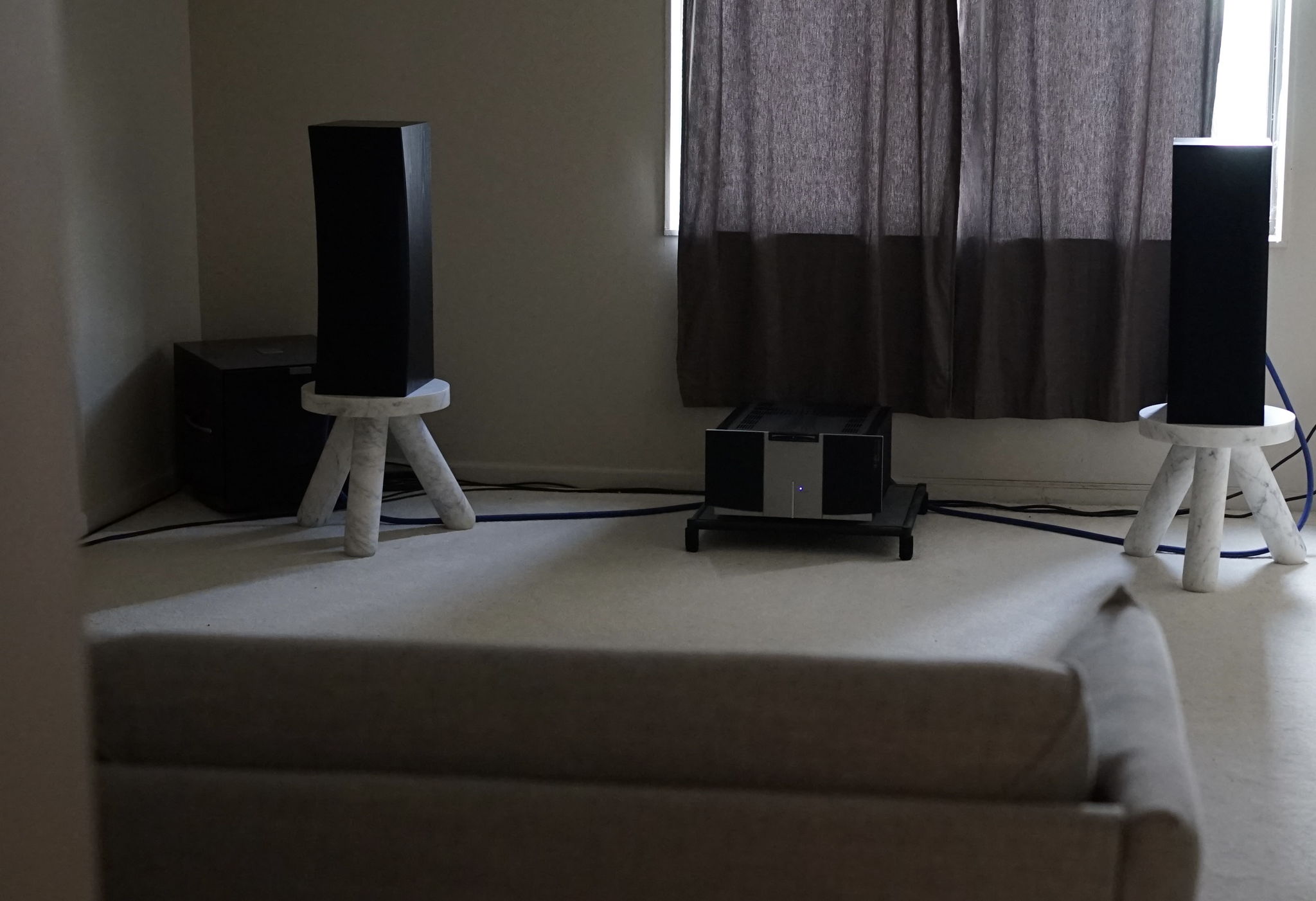 Jaxx Marble stands 