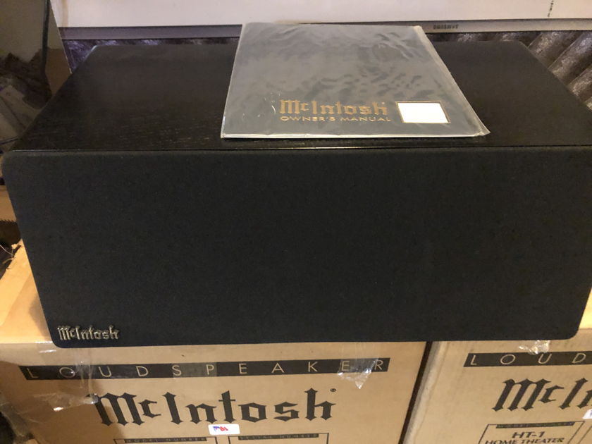 McIntosh HT-4 Low Profile Center Channel in Blk Ash, orig box & manual