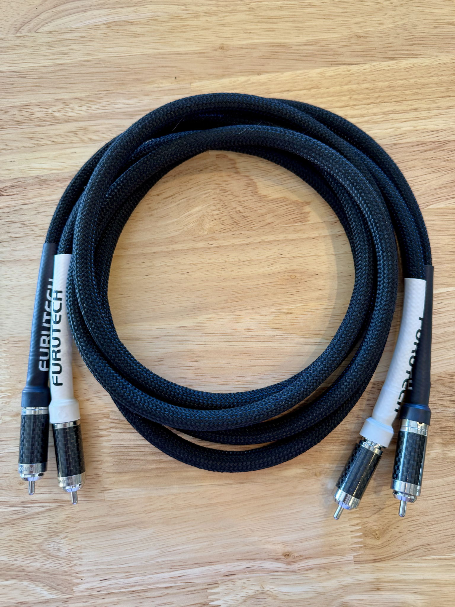 Furutech RCA to RCA  Cable 1.8 meter 10 day full purcha...