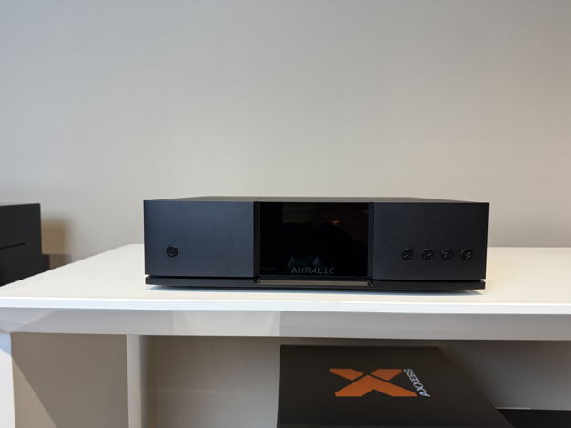 Auralic - Aries G2.1 Streaming Transporter - Customer T...