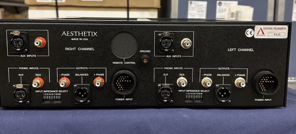Aesthetix IO Eclipse Phono/Preamp w/ Dual Power Supplie... 4
