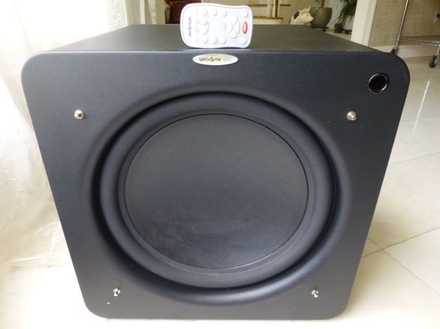 Velodyne SPL-1500R Subwoofer with Remote, Microphone, M...