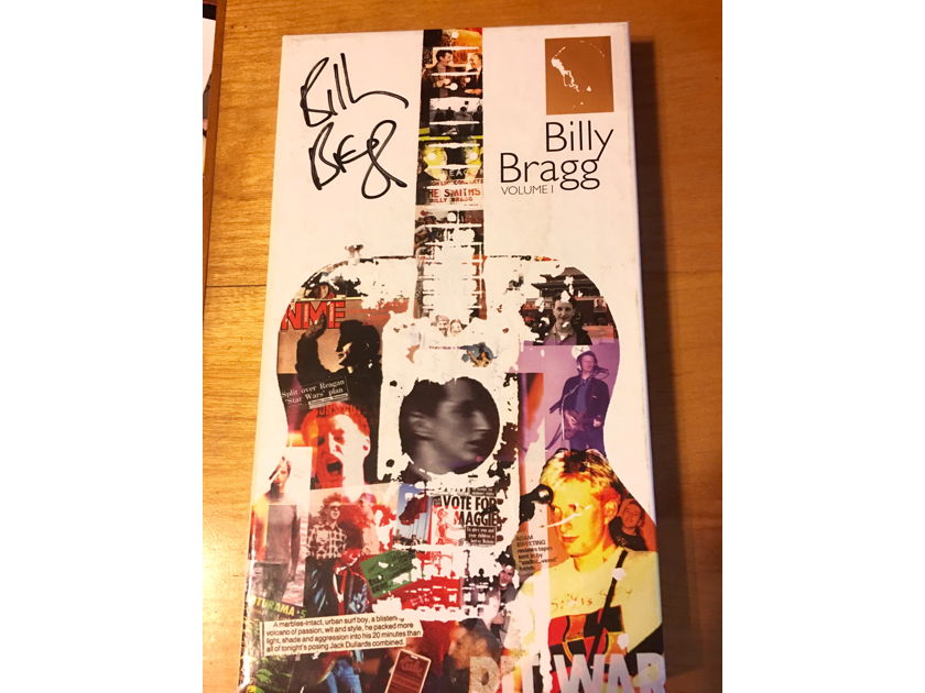 Billy Bragg - Volume 1 AUTOGRAPHED PLUS FREE WILLIAM BLOKE (8 CD/2DVD)!