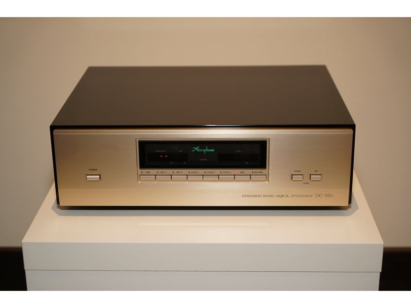 Accuphase DC-950