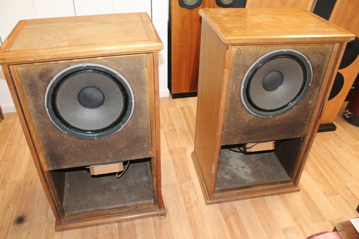 A Pair : Tannoy Windsor Cabinet with Monitor Gold 15" i...