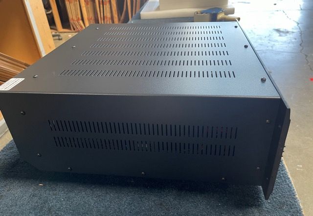 Earthquake Cinenova Grande 7 BR, demo unit, warranty 3