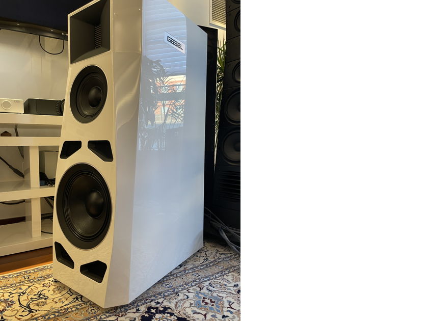 GOEBEL DIVIN Marquis white - Rare opportunity - Super performance speaker