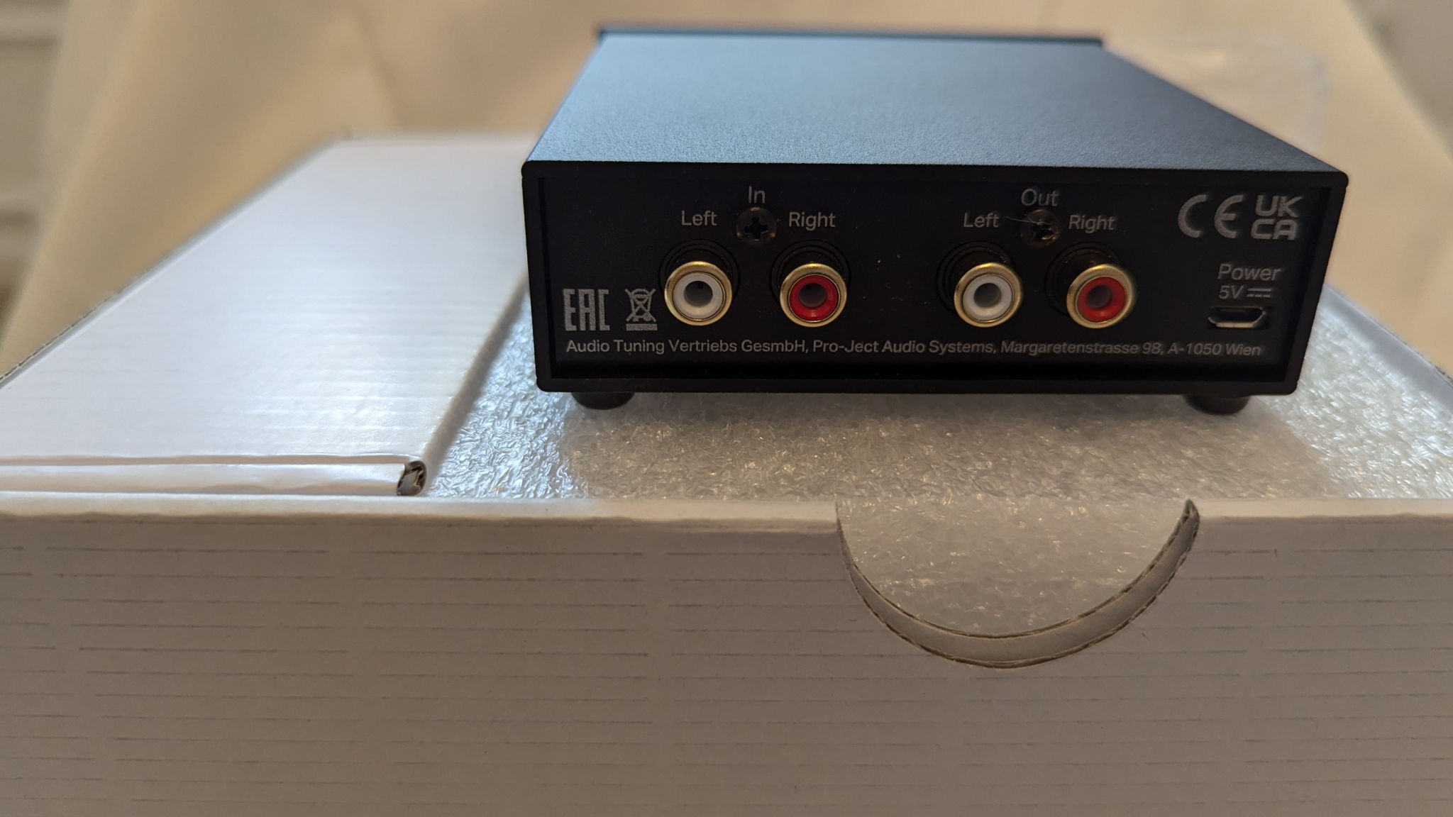 *New* Pro-Ject Head Box S2 Headphone Amplifier 7