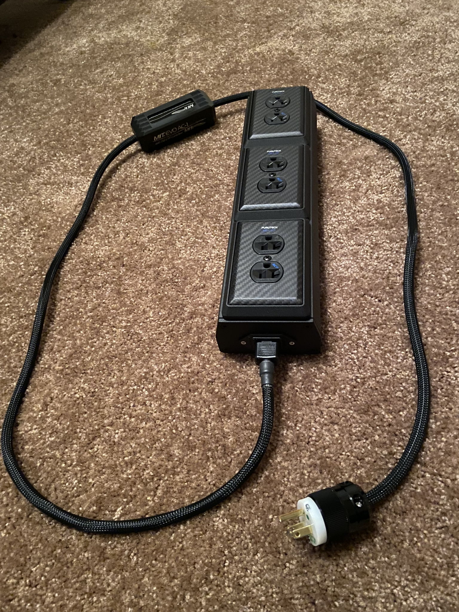 FURUTECH GTO-D3 NCF(R) & MIT EVO AC Power Cord 2