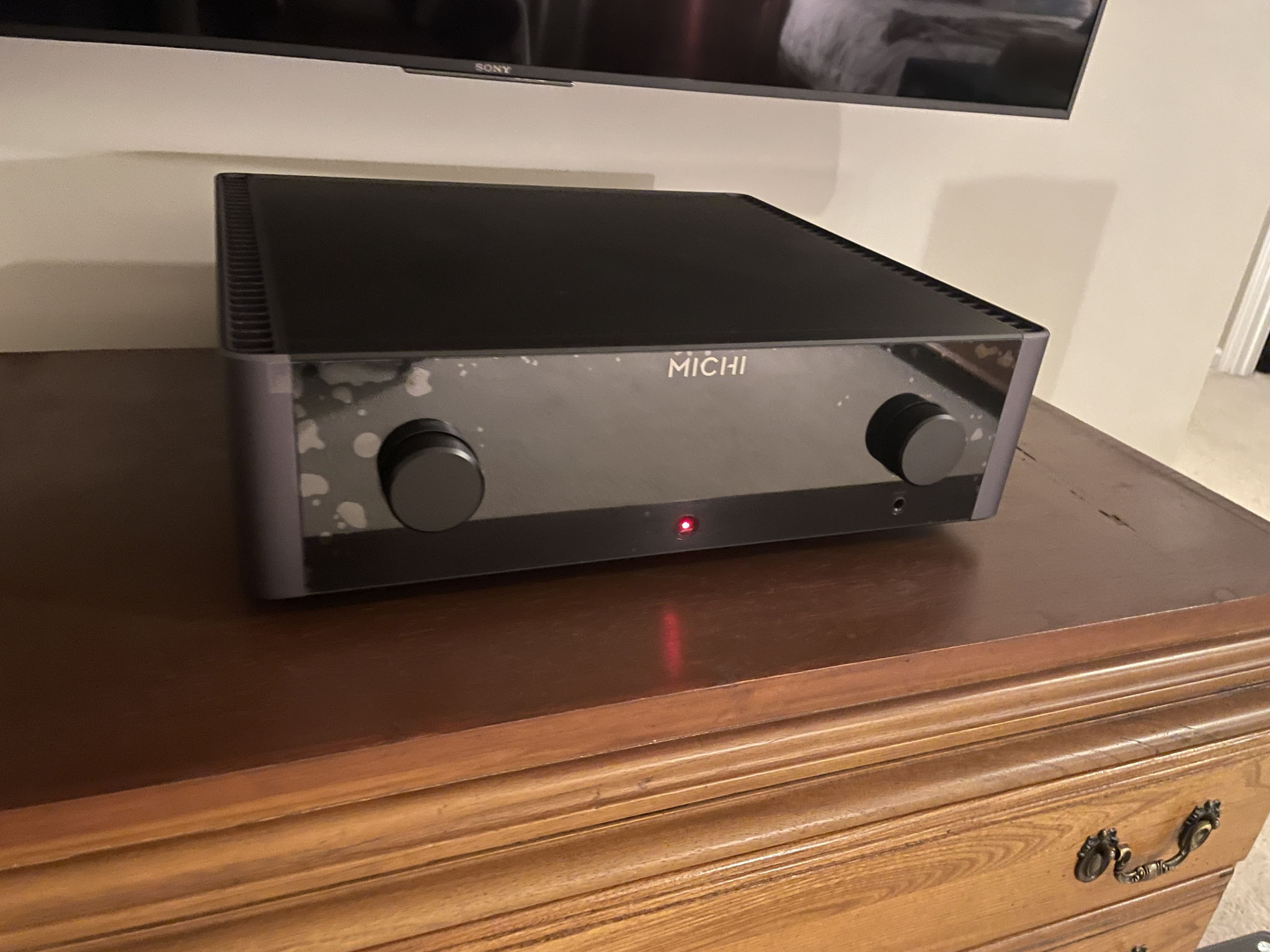 Rotel Michi X3 Series 2 integrated amplifier - mint cus...