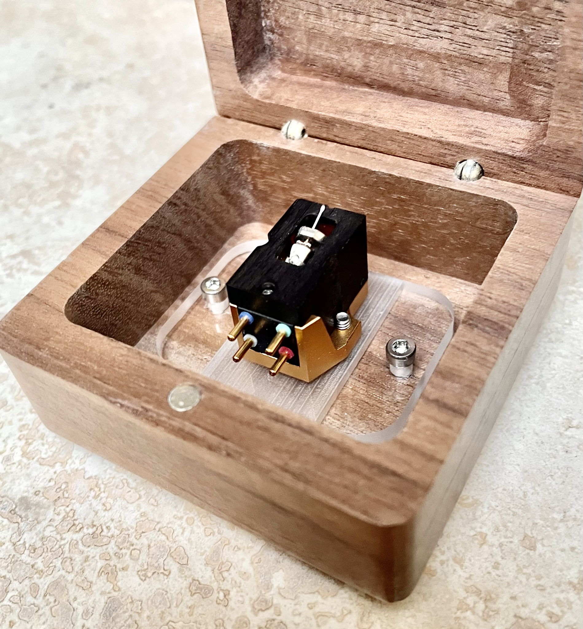 Wayne's Audio "Canary Plus" MC Phono Cartridge + Aged E...