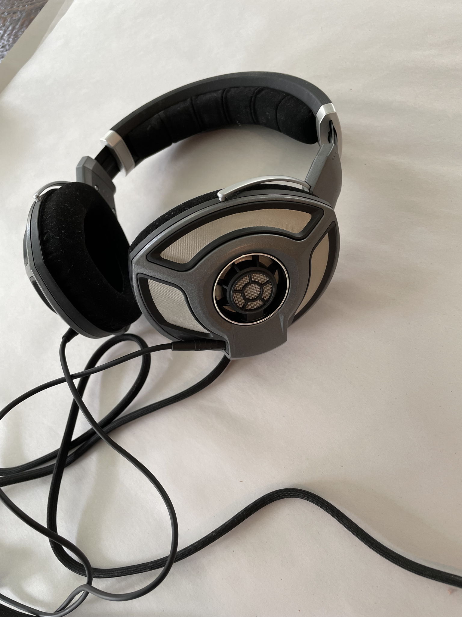 Sennheiser HD-700 For Sale | Audiogon