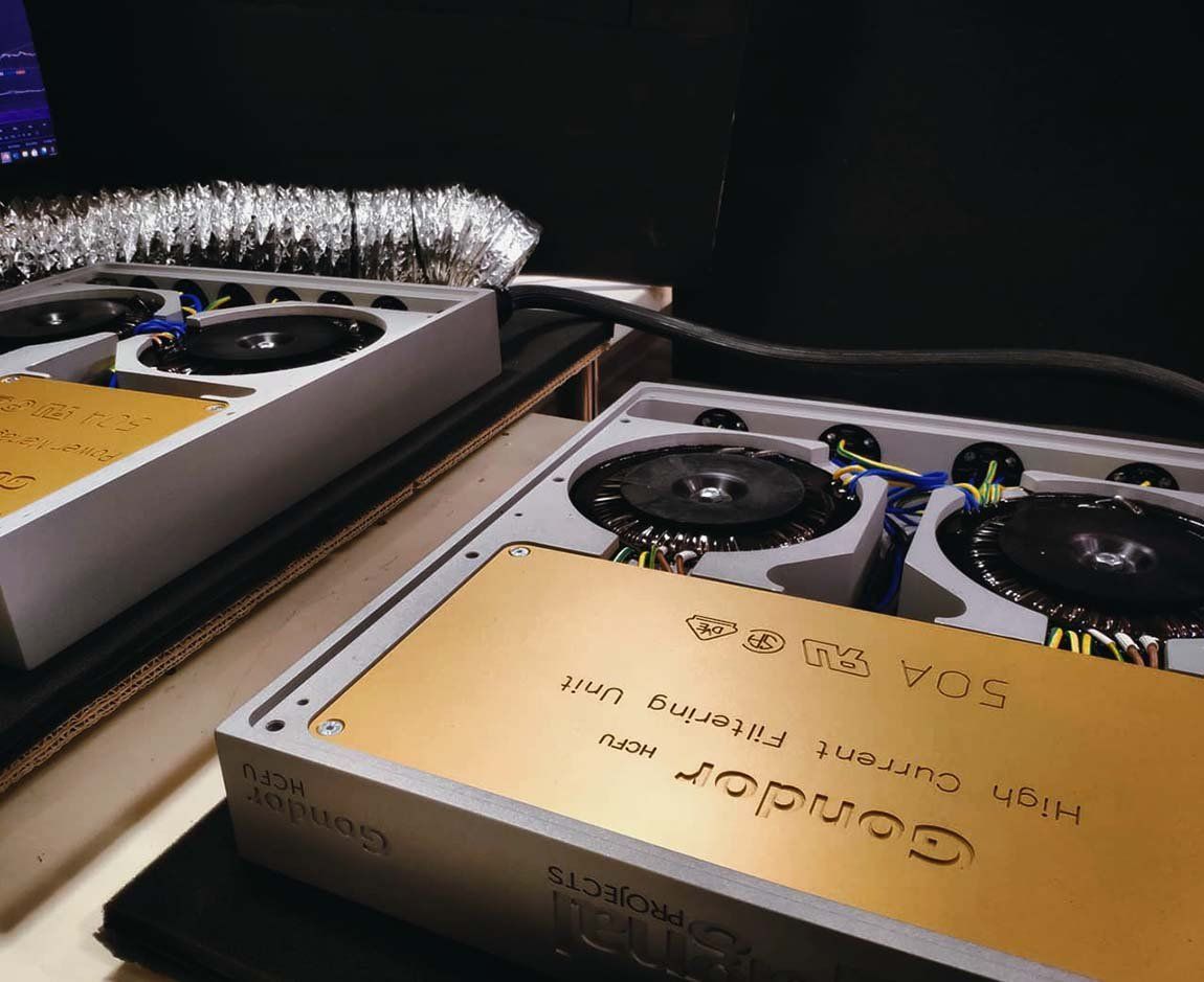 Signal Projects Filtron CX Passive Power Distribution 11