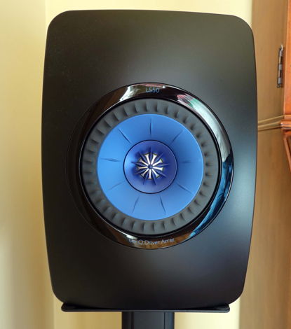 KEF LS50