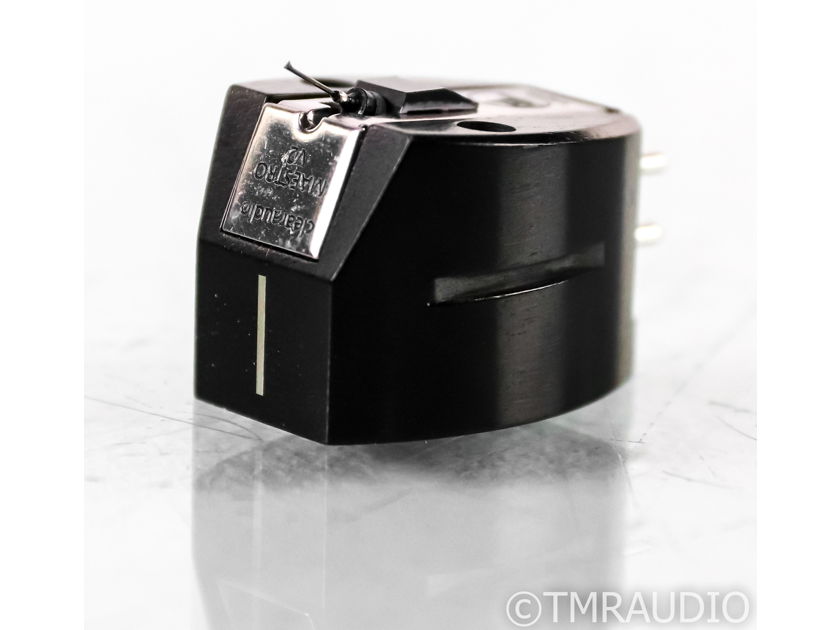 Clearaudio Maestro V2 Ebony MM Cartridge; Moving Magnet (Open box) (35407)