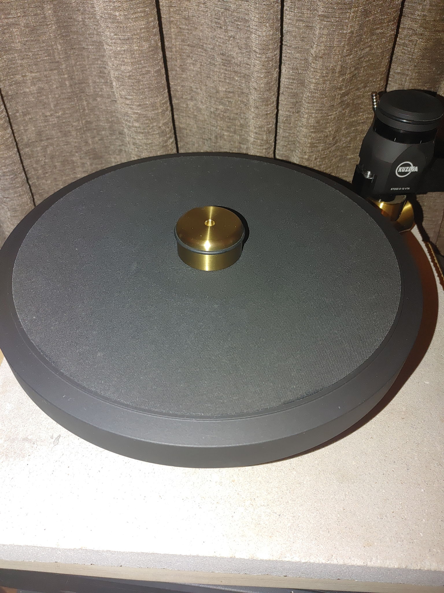 Kuzma Stabi S Turntable with dustcover and brass clamp.... 4