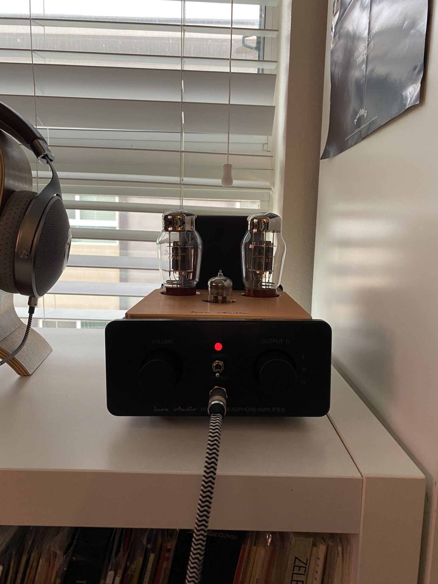 Icon Audio HP8 MKII Signature Tube Headphone Amplifier.... 4