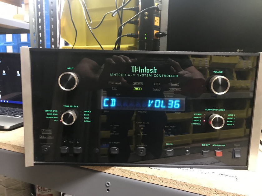 McIntosh MHT-200