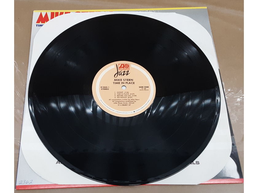 Mike Stern - Time In Place NM VINYL LP 1988 Atlantic Jazz ‎7 81840-1