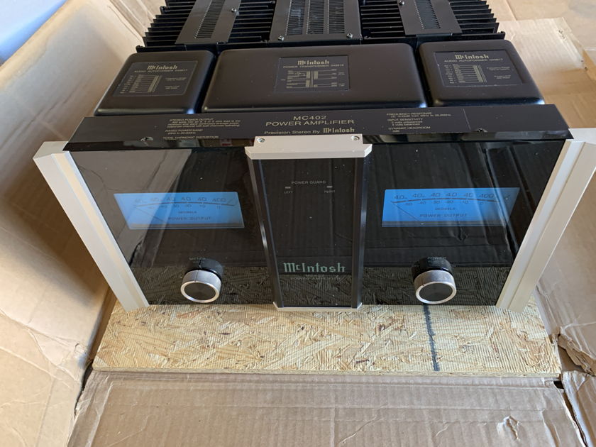 McIntosh  MC-402 Excellent  Condition Factiory packaging