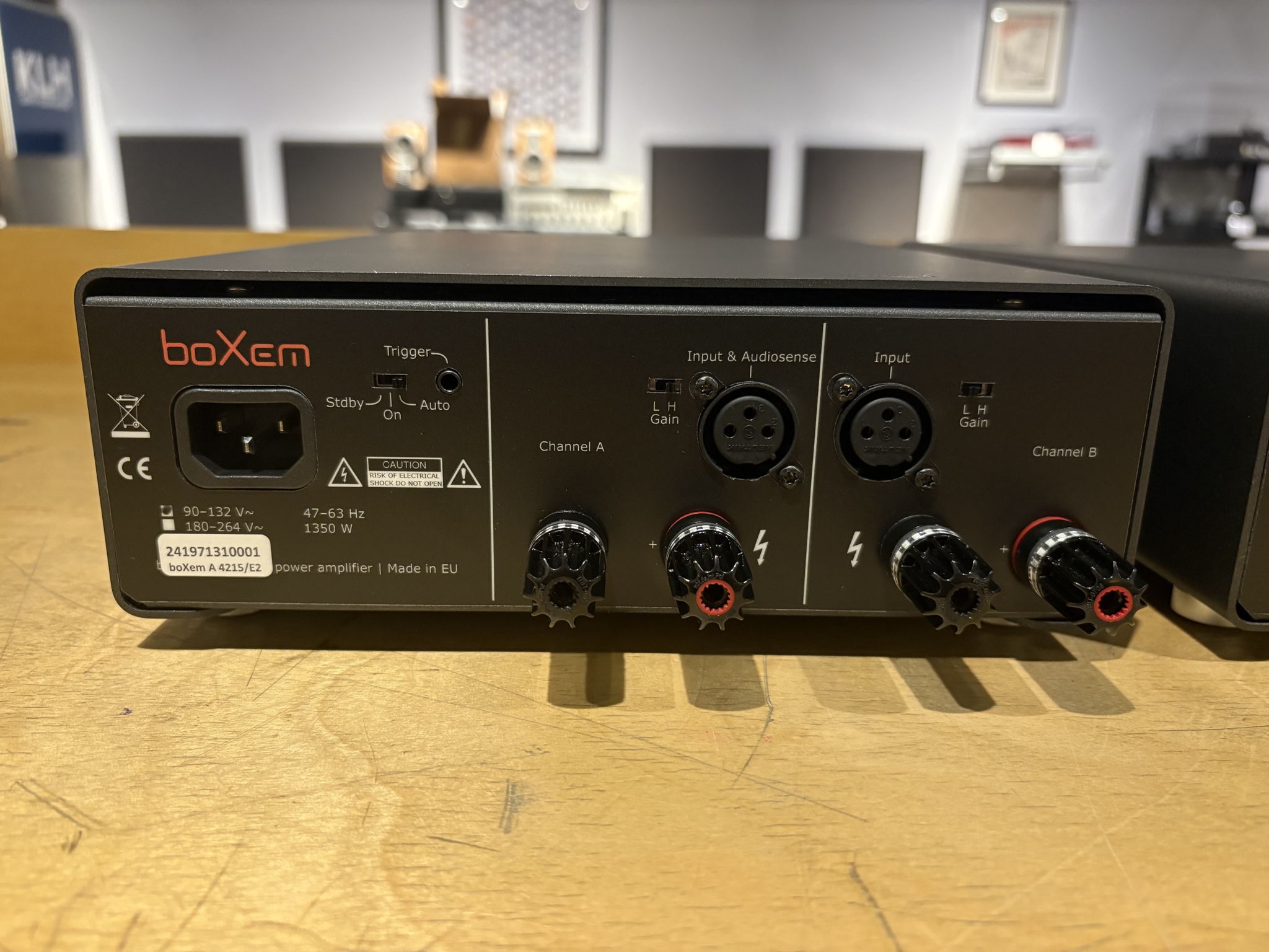Boxem A 4215/E2 Stereo Power Amplifier - 210 WPC into 8... 10