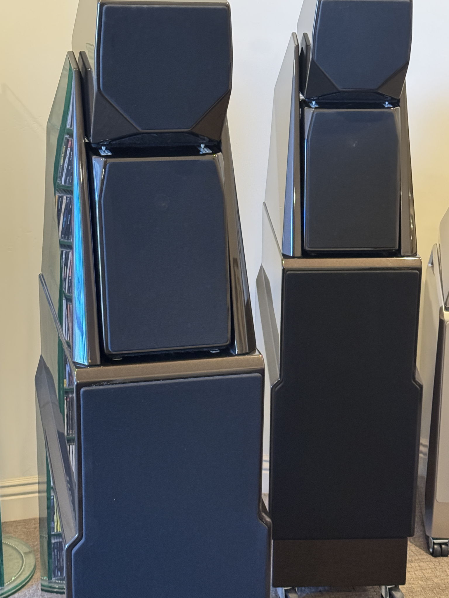 Wilson Audio Certified Authentic Pre-Owned MAXX 3 4