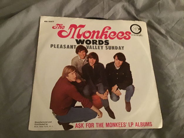 The Monkees Pleasant Valley Sunday/Words 45 With Pictur...