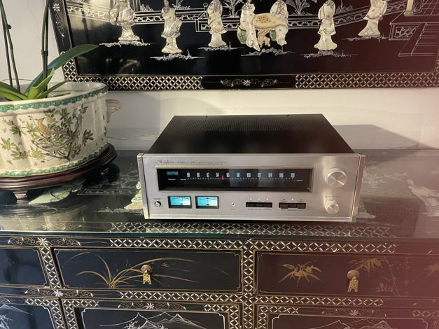 Accuphase T-101 Super Tuner