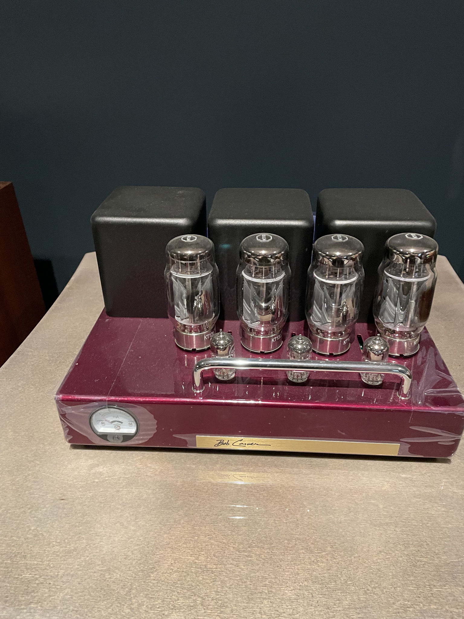 Bob Carver 275 Tube Amp crimson