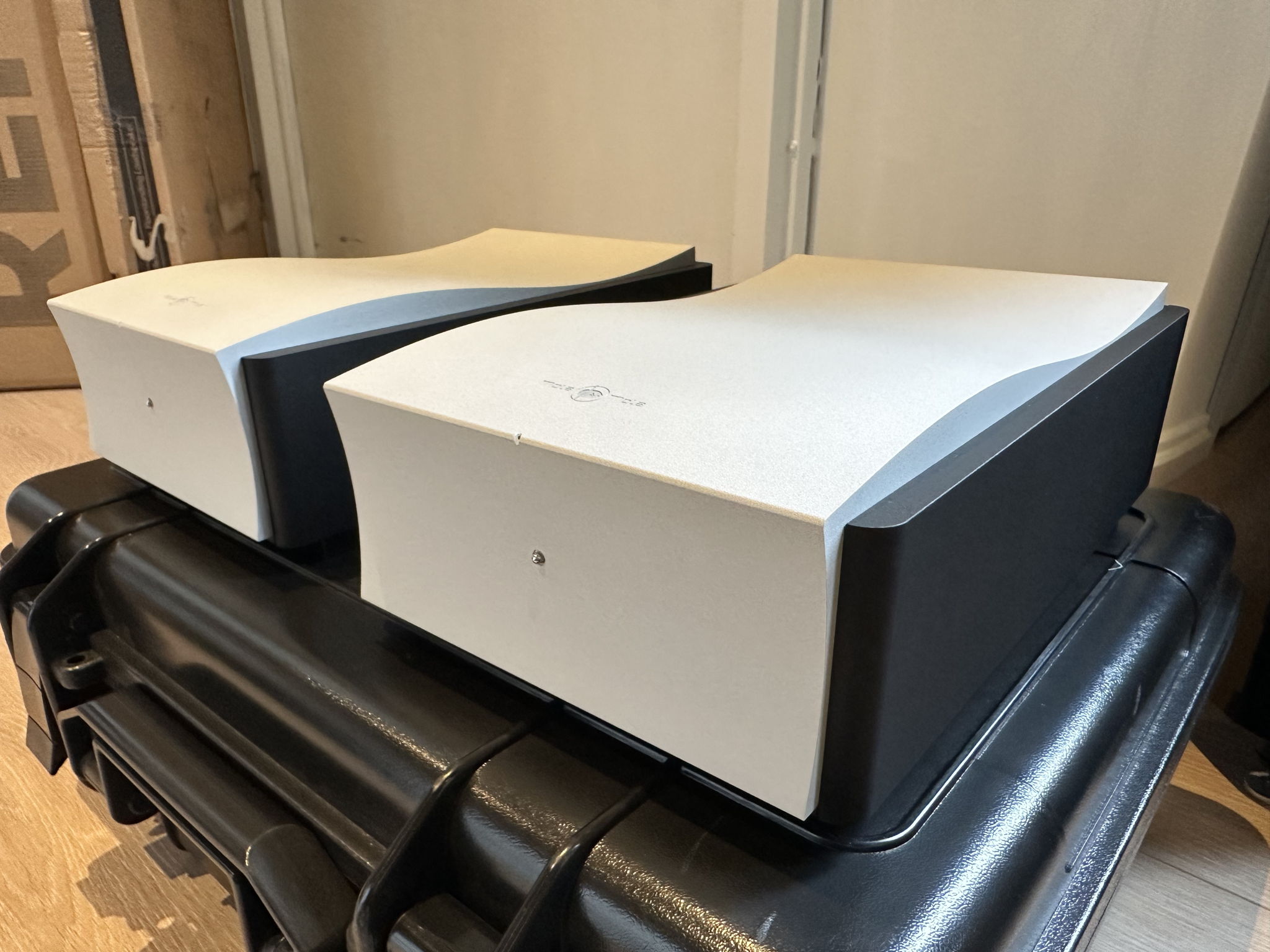 Mola Mola Kaluga Power Amplifier Mono Pair Customer Tra... 3