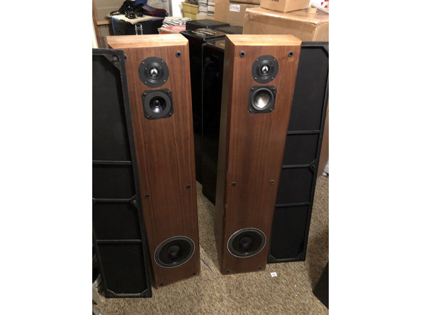 NEAR 50ml Speakers (LOCAL PICKUP ONLY)