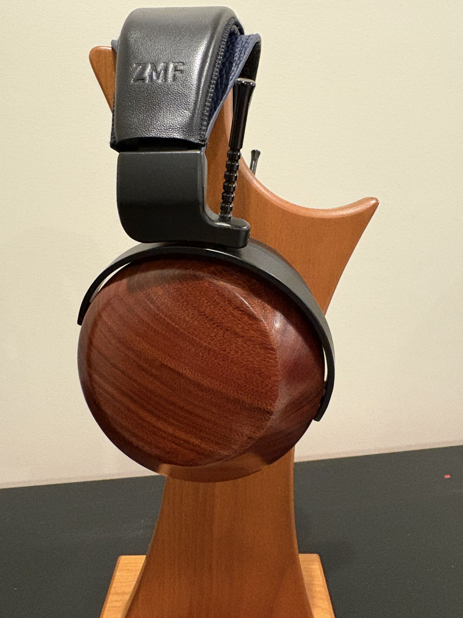 ZMF Headphones Verite Closed, LTD Ironwood 3