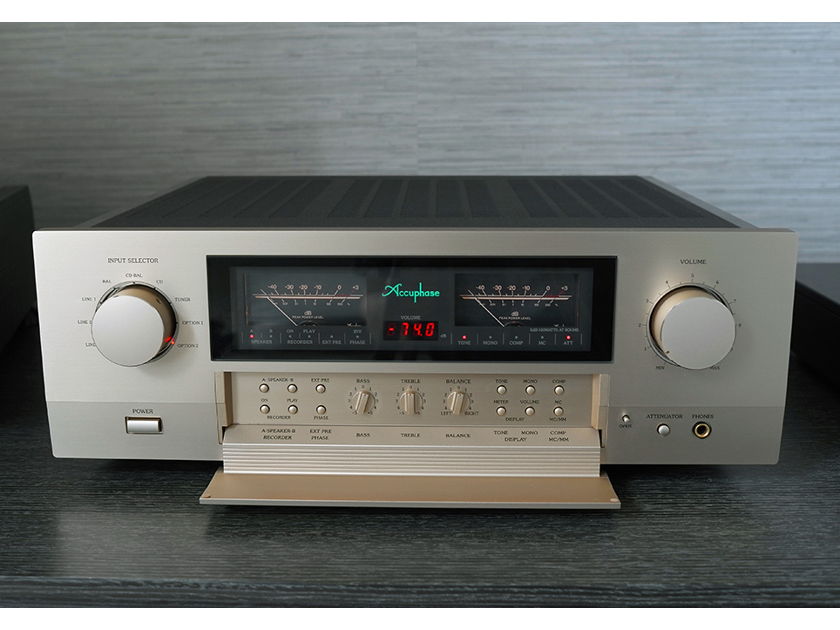Accuphase E-360 integrated with USB DAC and phono stage