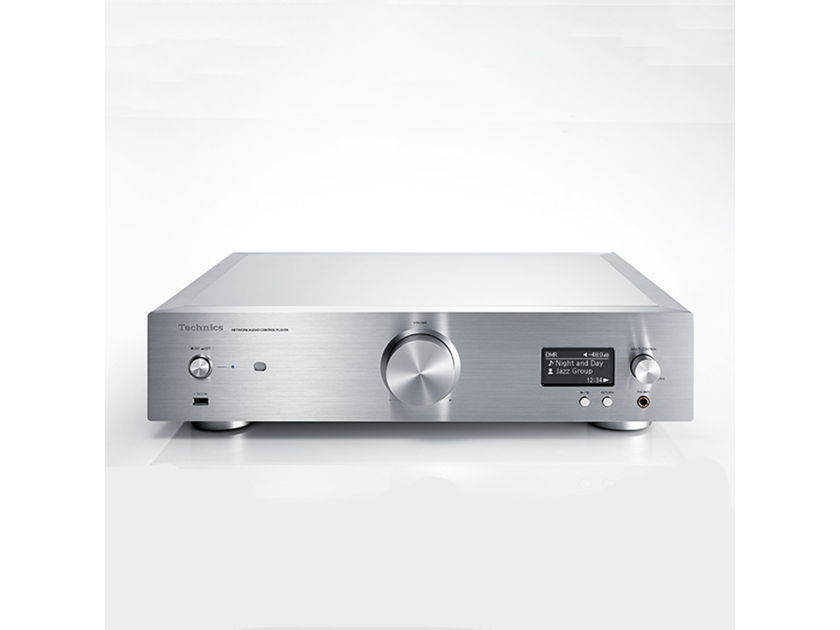 Technics SU-R1 and SE-R1 Stereo Preamp and Power Amp Combo