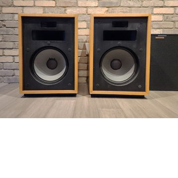 Klipsch Heresy, Light Oak with Black Grills - Clean Pai...