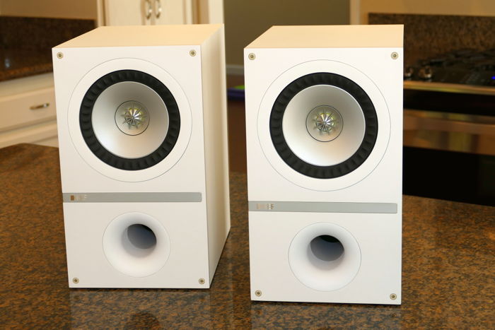 KEF Q300 Speakers (White)