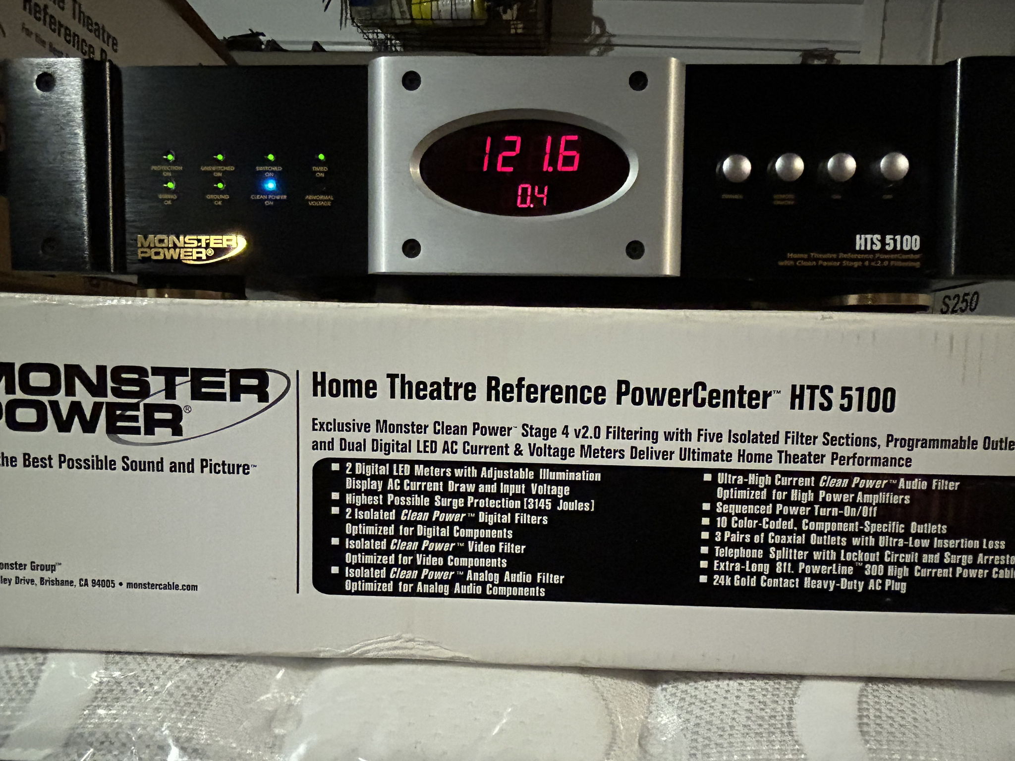 Monster Power HTS 5100 Power Center 6