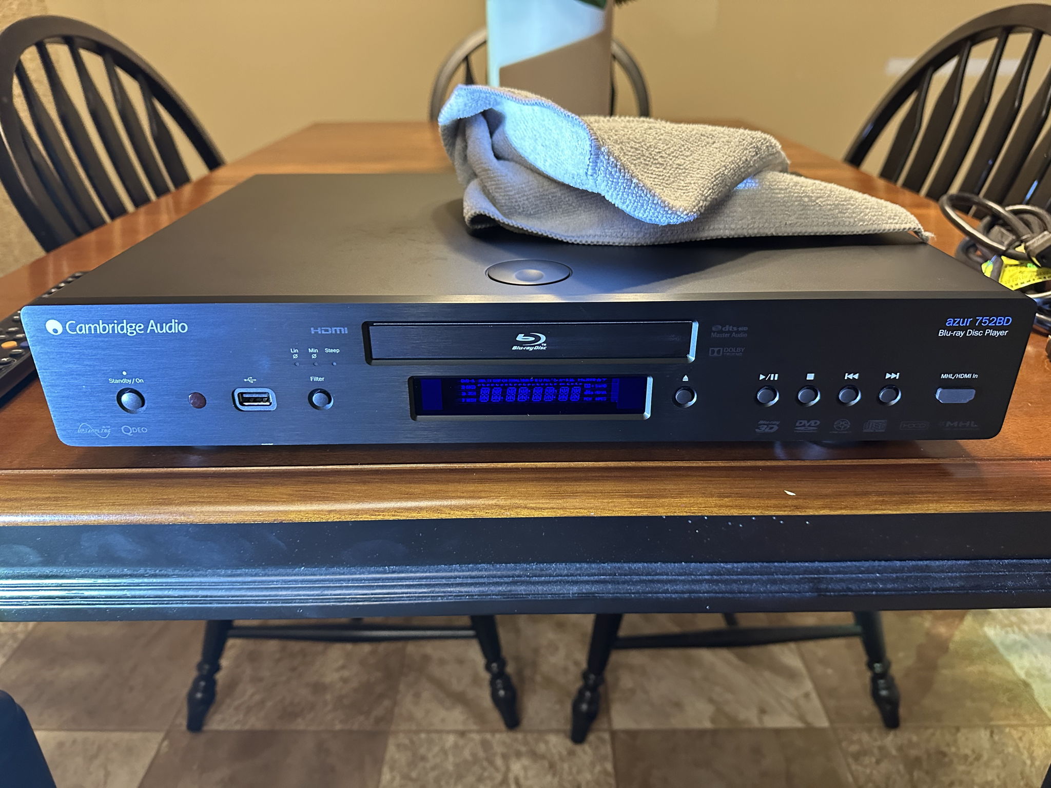 Cambridge Audio Azur 752 blu-ray player 5