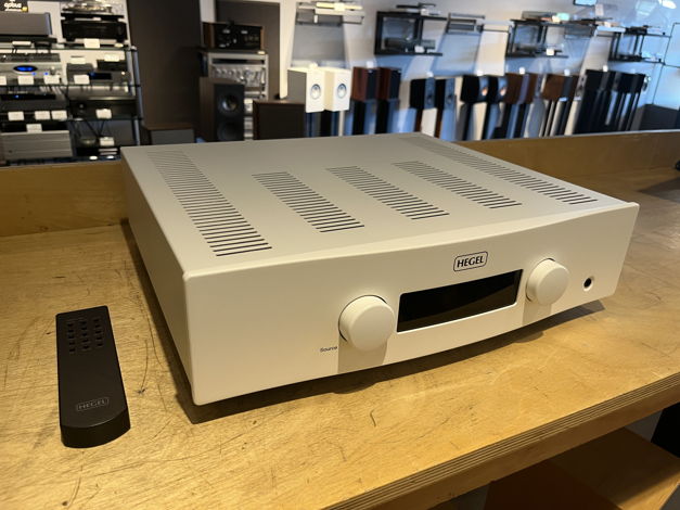 Hegel H190 Integrated w/ On Board DAC in White Finish -...