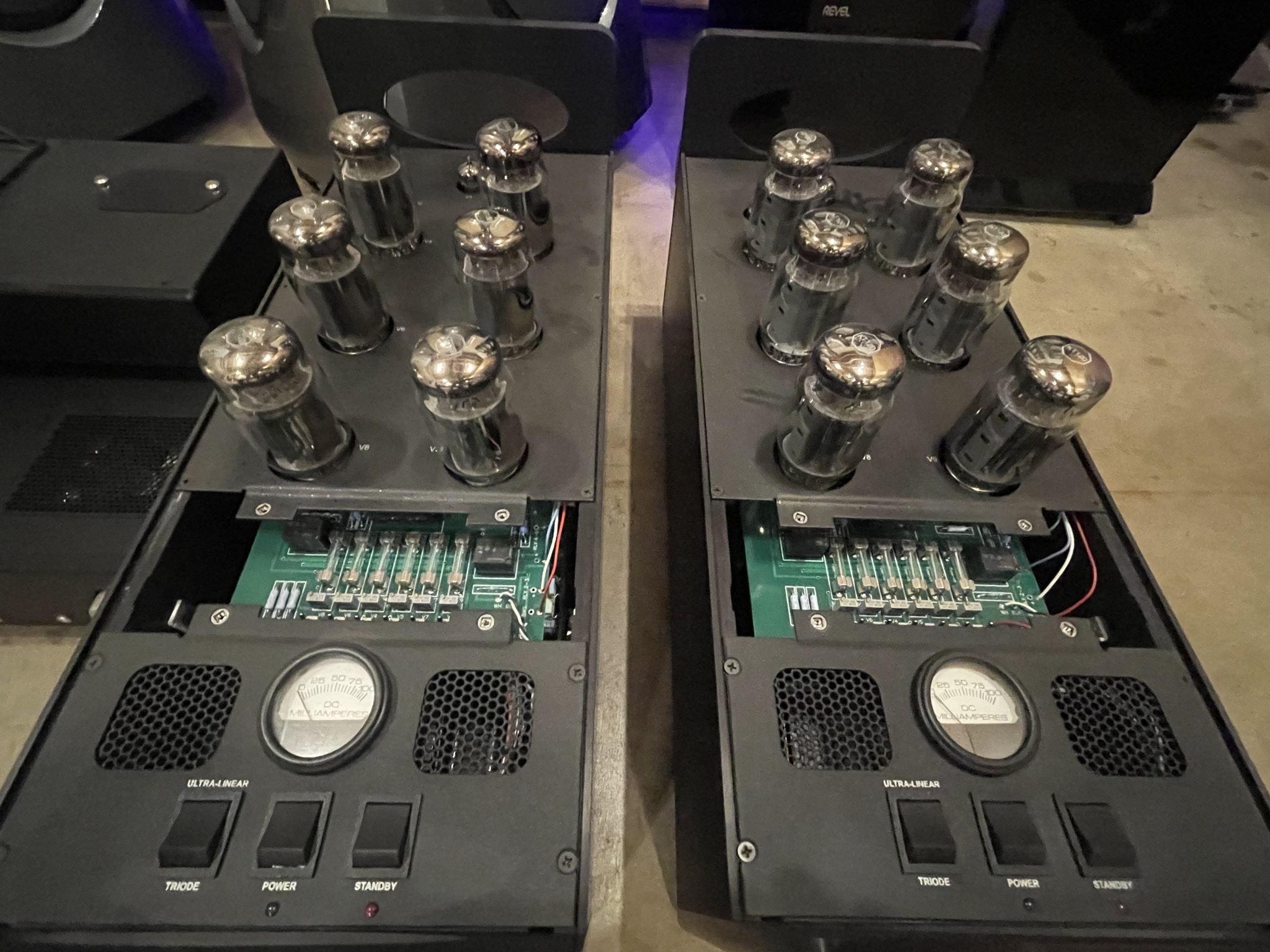 Rogue Audio Apollo DARK 7