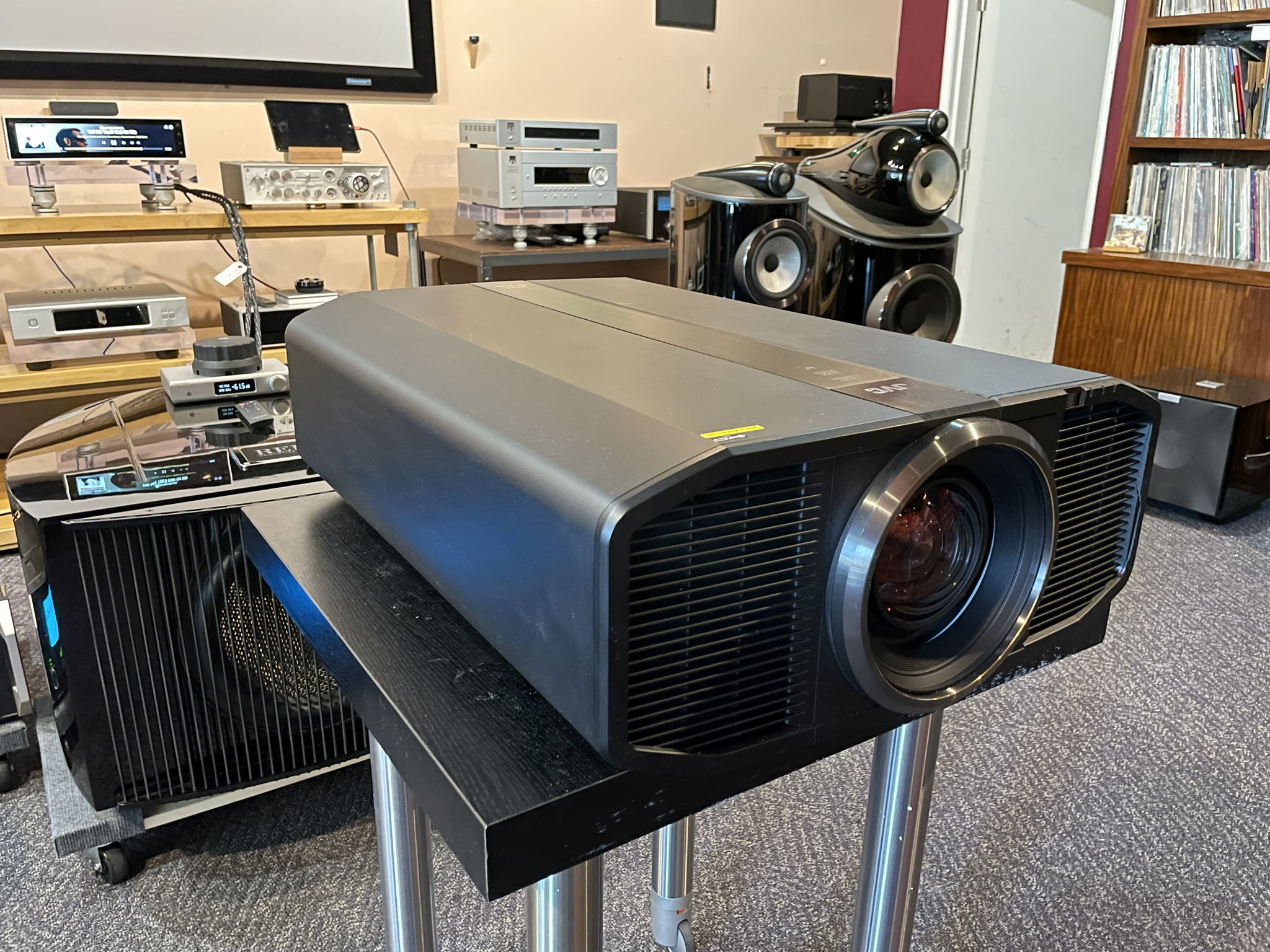 JVC DLA-RS4500K Laser Diode 4K HDR Projector, World Cla... 4