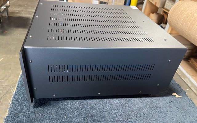 Earthquake Cinenova Grande 7 BR, demo unit, warranty 4