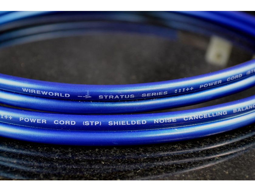 WireWorld Stratus Series III+ AC Power Cable - 12 AWG - 2.5M (6.6 feet)
